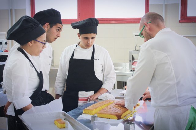 Studenti in cucina