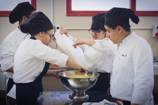 Studenti in cucina